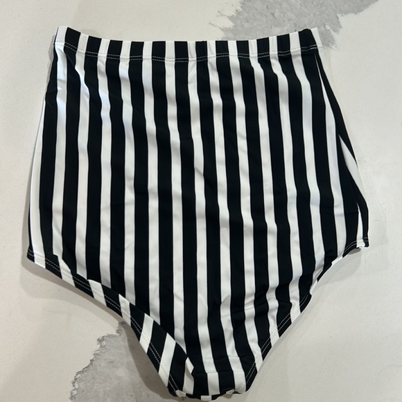 New never worn retro high waisted bikini swimsuit bottoms - Picture 7 of 10